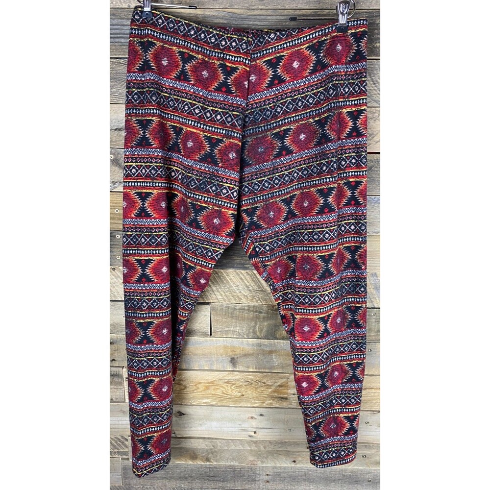 French Laundry Women's Plus Sz 2X Red Black Aztec Design Fleece Leggings
